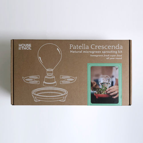 Patella Crescenda packaging by House of Thol