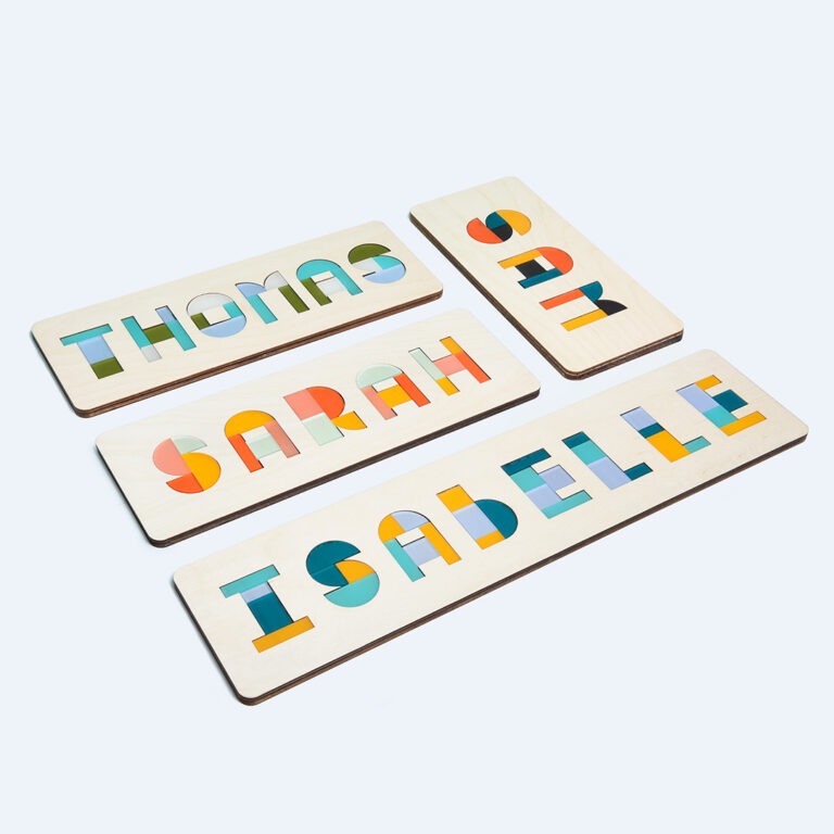 Cre8 Name Puzzle // Get it at the sustainable creatives - Dutch Design gift guide 2021 by House of Thol