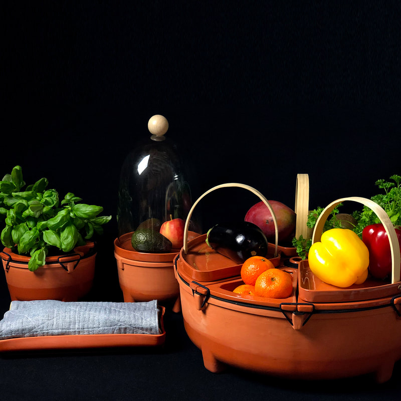 Poma/Olera / series of storage vessels for fruits and vegetables | Design & photograph by House of Thol